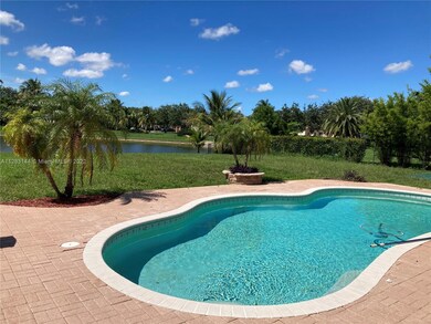 13827 SW 44th St, Davie, FL 33330 - photo 4