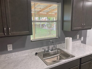 5918 Nelwyn St unit A, Houston, TX 77009 - photo 4