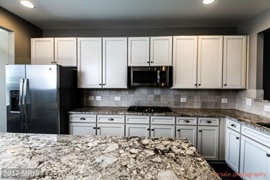 10265 Hastings Dr, Manassas, VA 20110 - photo 6