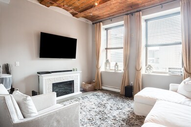 717 Atlantic Ave unit 4A, Boston, MA 02111 - photo 5