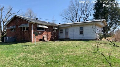 7 Cr 4881, Poplar Bluff, MO 63901 - photo 3