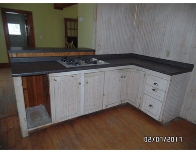 40 E Myrtle St, Orange, MA 01364 - photo 6