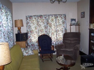 69 S Jackson St, Andrews, IN 46702 - photo 3