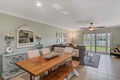 Large Dining Rm