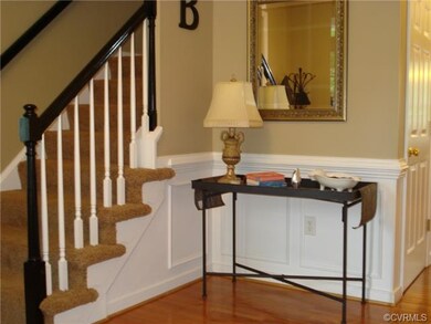 Large Entry Foyer with Hardwoods