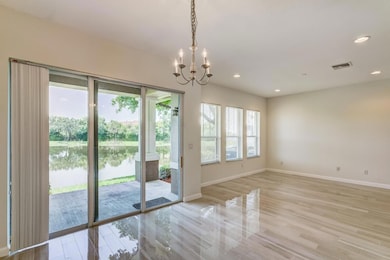 477 Pacific Grove Dr unit 2, West Palm Beach, FL 33401 - photo 2