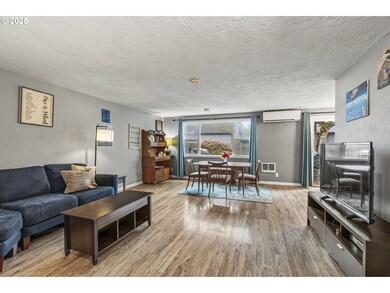 2634 34th Ave, Longview, WA 98632 - photo 3