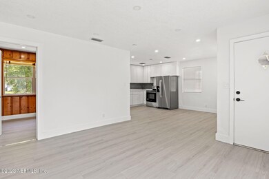 7058 Sans Souci Rd, Jacksonville, FL 32216 - photo 3