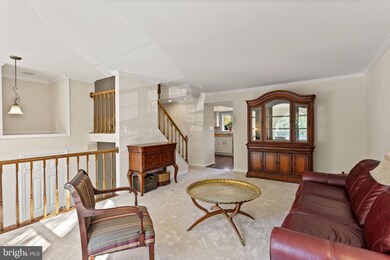 5709 Mason Bluff Dr, Burke, VA 22015 - photo 4