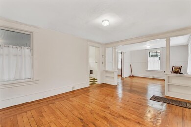 14 Walnut St, Burlington, VT 05401 - photo 3