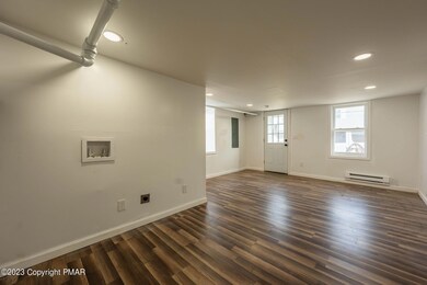 213 Smith St, Dupont, PA 18641 - photo 4