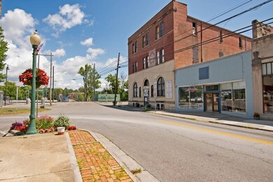 342 S Monroe St, Alderson, WV 24910 - photo 6