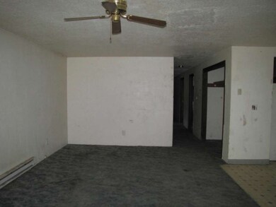 251 Baltimore St, Longview, WA 98632 - photo 2