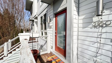 2167 New Town Dr-02