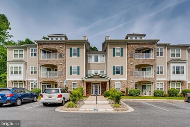 302 Wyndham Cir unit G, Owings Mills, MD 21117 - photo 2