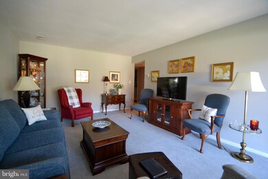 4 Stapleton Ct unit 101, Lutherville Timonium, MD 21093 - photo 5