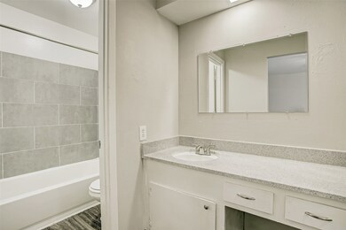 2322 Dunlavy St, Houston, TX 77006 - photo 2