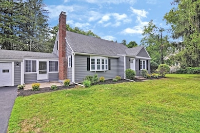 218 Concord St, Holliston, MA 01746 - photo 2