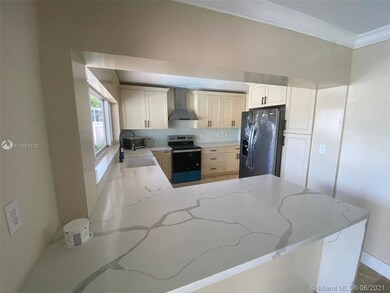 7816 Plantation Blvd, Miramar, FL 33023 - photo 6