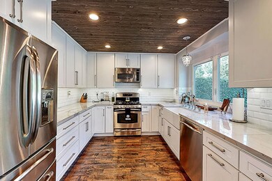 7738-Quimby-Ave-Canoga-Park-CA-91304-USA