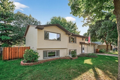 908 Ludwig Ave N, Champlin, MN 55316 - photo 3