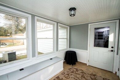 1167 Dorroll St NE, Grand Rapids, MI 49505 - photo 4