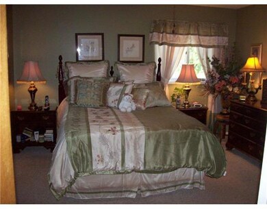 1610 Forest Hills Blvd, Bella Vista, AR 72715 - photo 2