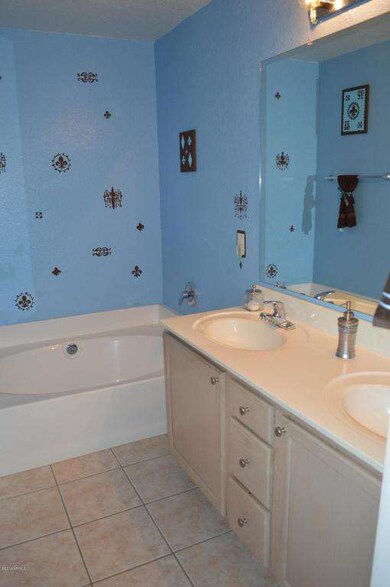 7615 E Contessa St, Mesa, AZ 85207 - photo 6