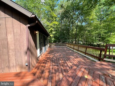 497 Comptons Ln, Great Cacapon, WV 25422 - photo 5