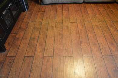 434 Gentry Ln, Mount Washington, KY 40047 - photo 7