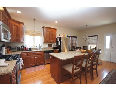 6 Peter St unit B, Uxbridge, MA 01569 - photo 3