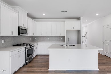 8763 Wardle Ct, Raleigh, NC 27587 - photo 6