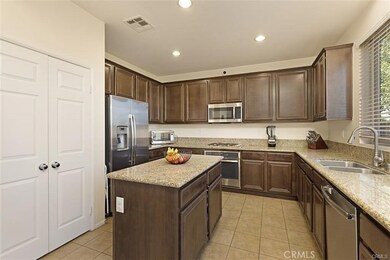 31272 Strawberry Tree Ln, Temecula, CA 92592 - photo 5