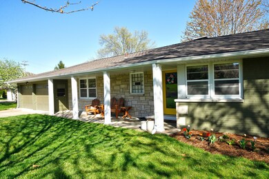 Front of House 5