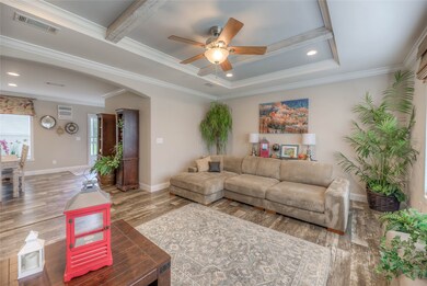 347 A Rosenwall Rd, Huntsville, TX 77320 - photo 4