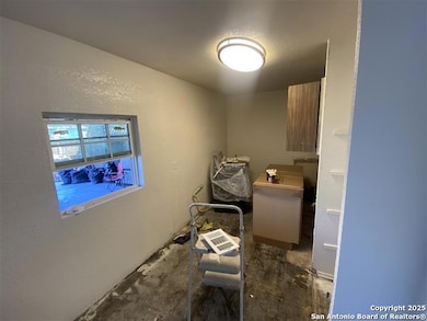 5504 Little Creek Dr, San Antonio, TX 78242 - photo 6