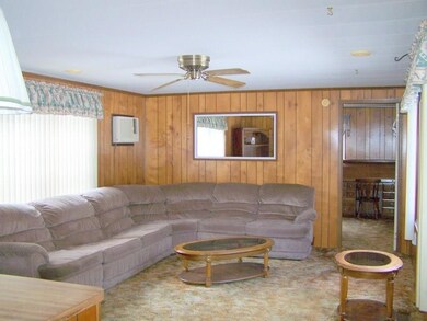 524 Oak St, Sanford, ME 04073 - photo 2