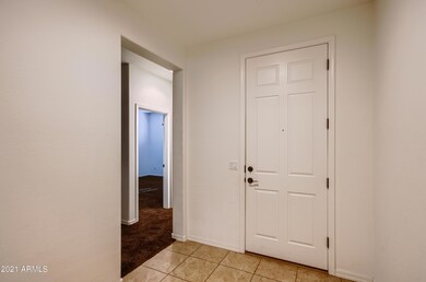 4-238449891-05 Foyer