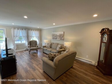 Living Room 4