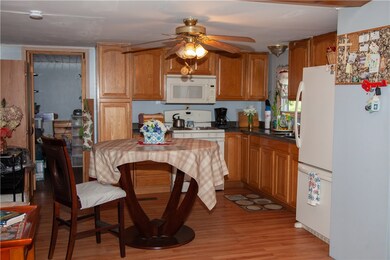 18 Gesualdi Dr, Chepachet, RI 02814 - photo 6