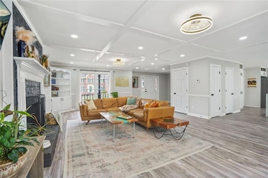 Plenty of space for even larger or more furniture