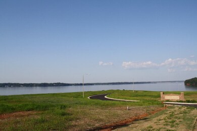 802 Point Rd, Muscle Shoals, AL 35661 - photo 5