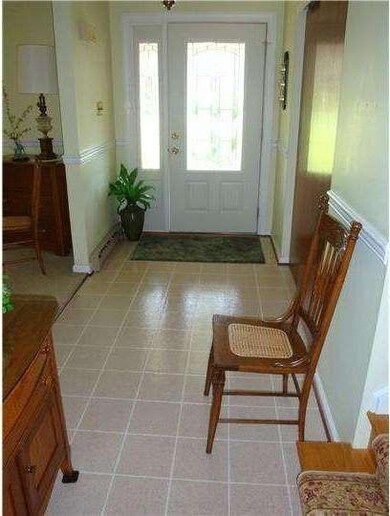 14 Macbride Dr, Spring City, PA 19475 - photo 3