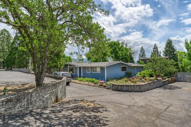 1922 Coker Butte Rd, Medford, OR 97504 - photo 6