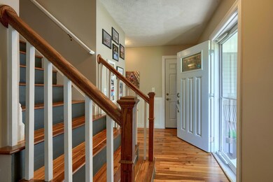 755 McDonell Pl (31)