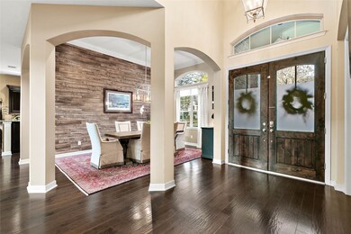 42 Spotted Lily Way, the Woodlands, TX 77354 - photo 2