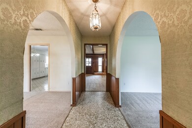 1517 Alta Vista Dr, Alvin, TX 77511 - photo 4