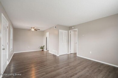 1630 Greentree Blvd unit 704, Clarksville, IN 47129 - photo 5