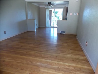 1441 Huber St, McKeesport, PA 15133 - photo 4