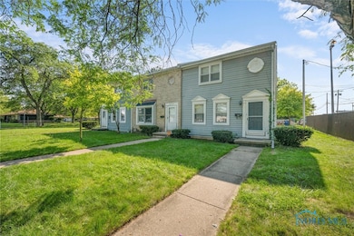 Middle townhome